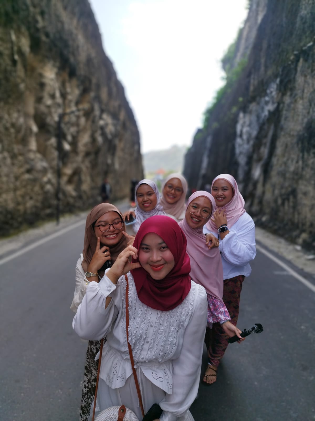 Pantai Melasti & Uluwatu